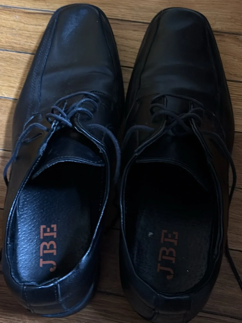 Men’s dress shoes